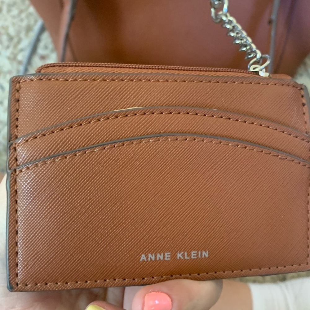 Work tote - Picture 3 of 5
